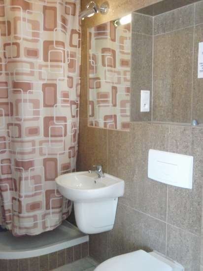 Przykładowa łazienka po remoncie węzeł sanitarny w pokoju Anastazja
