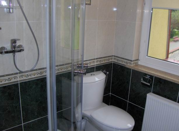 Przykładowa łazienka  w ośrodku Wapienne Wapienne